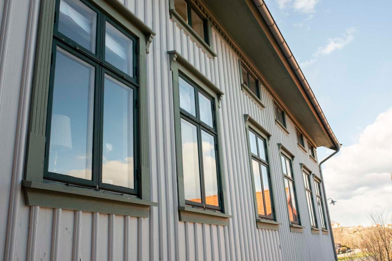 Praestgardens Pensionat Mollosund Exterior photo